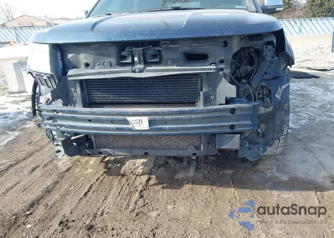 2017 Ford Explorer Platinum z USA, uszkodzony, nr VIN 1FM5K8HT0HGD37165